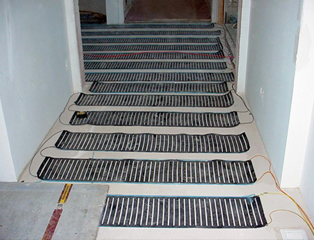 The low-voltage heating element laid out and wired.